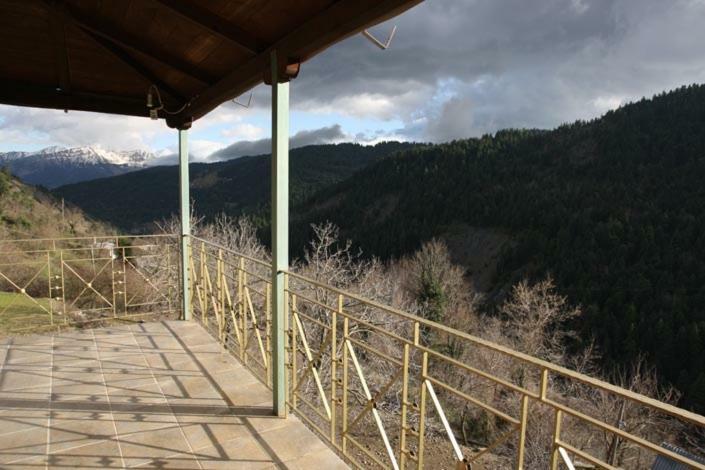 Athamania Artas Hotel Athamanio Buitenkant foto